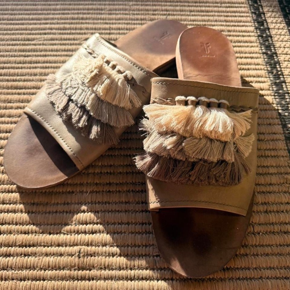 Frye Brielle Fringe Slide Sandals Grey Leather Tassel Flat Mules 11M 3479215-GRY
